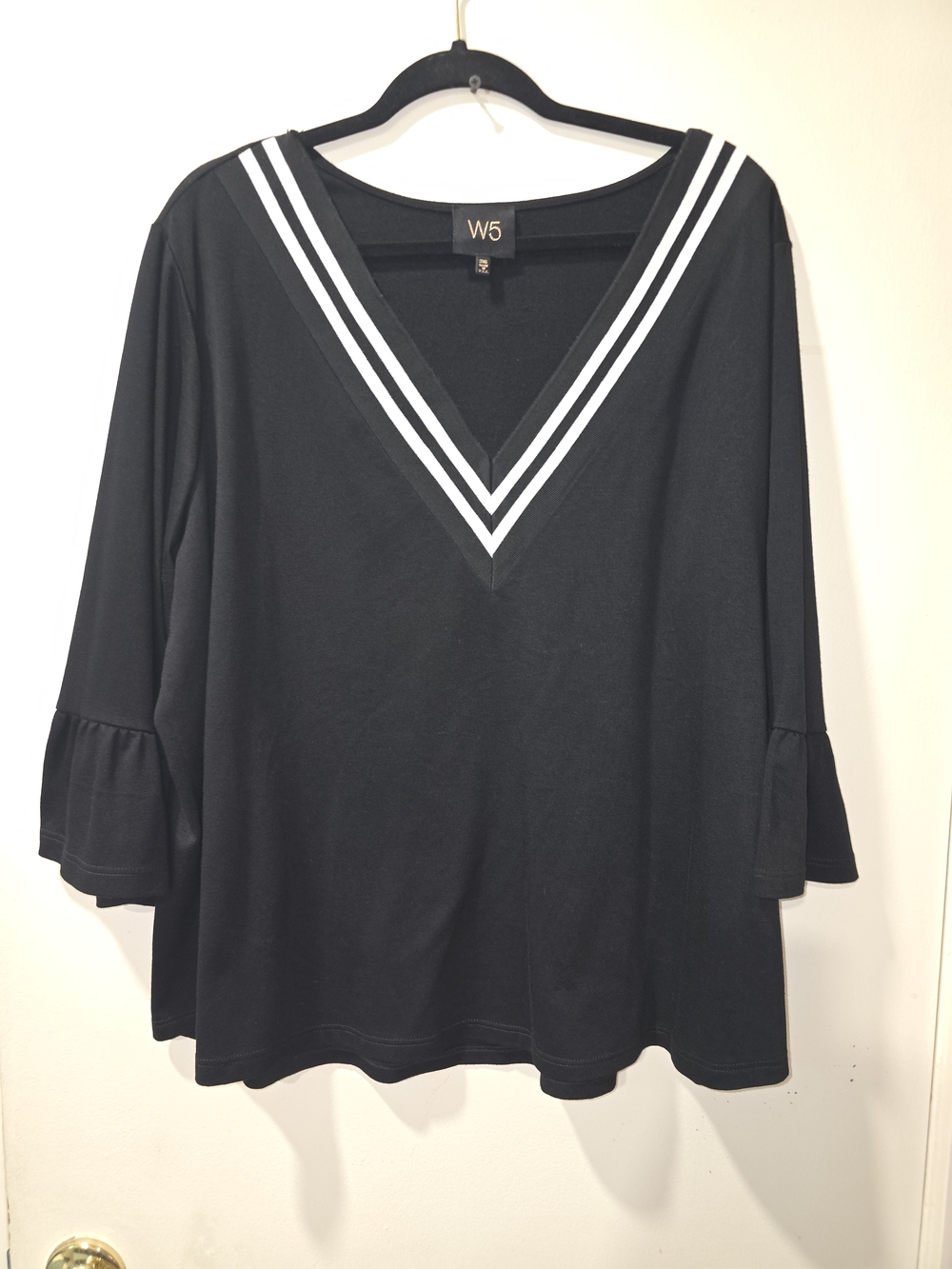 W5 Black V-Neck Stripe Trim Women's Sweater Top